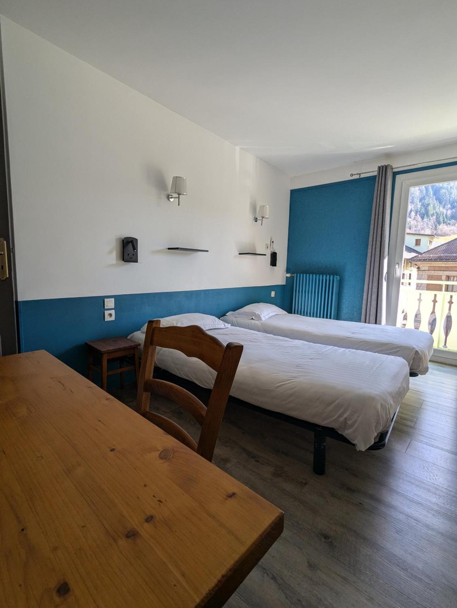 Hotel Du Midi Thônes Eksteriør bilde