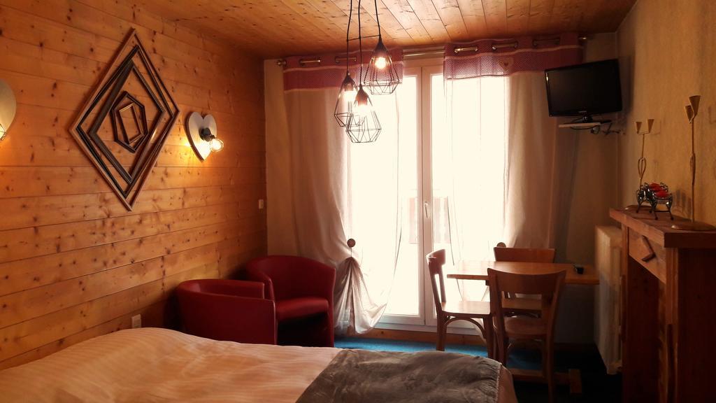 Hotel Du Midi Thônes Eksteriør bilde